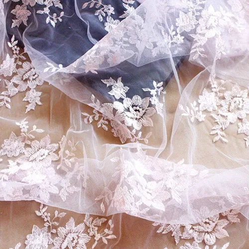 Vista 8 de Tela de malla de encaje bordado de tul de encaje floral azul delicado para vestidos de fiesta vestido de fiesta 51 pulgadas de ancho vendido por 3.3