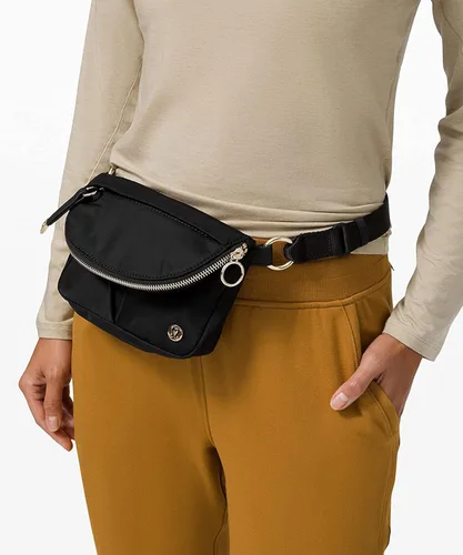 Vista 5 de Lululemon All Night Festival Bag Micro