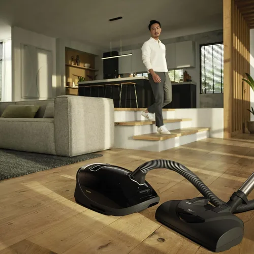 Vista 11 de Aspiradora Miele Complete C3 Kona Powerline para alfombras de alto rendimiento, en negro obsidiana