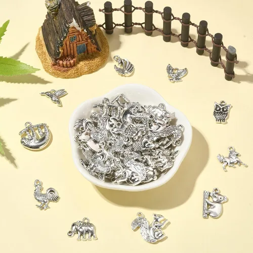 Vista 4 de Ipotkit - Dijes de animales tibetanos – 100 piezas de aleación de ardilla, perezoso, caballo, pájaro, elefante, koala, pavo real, animales salvajes