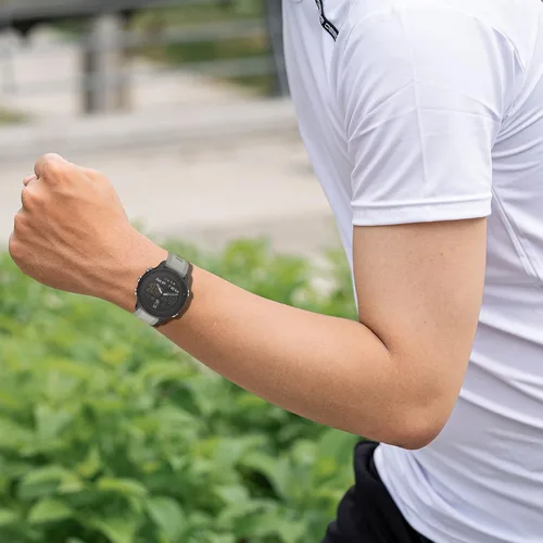 Vista 7 de ISABAKE Correa de reloj para Garmin Forerunner 955/945/745, correa de repuesto de silicona de 0.866 in para pulseras Fenix 5/6/Approach S60 Gris