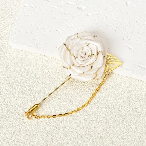 Vista 3 de Broche de rosa con diseño de flor de rosa con hoja dorada, broches de solapa para hombre, broche de cadena de borlas, broches de flor de rosas
