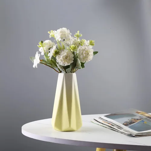 Vista 3 de Jarrón de cerámica amarillo y blanco – Estilo simple de moderno soporte de mesa para decoración del hogar, adecuado para chimenea, dormitorio