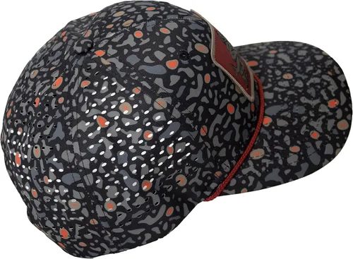 Vista 5 de Paramount Outdoors Big Foot Squatch Gorra de rendimiento para pesca con cuerda, perforación láser, cierre de presión Negro