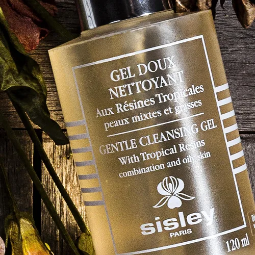 Vista 3 de Sisley Paris Gel limpiador suave con resinas tropicales - 4.1 fl oz - Sin jabón - Lavado facial purificante - No comedogénico