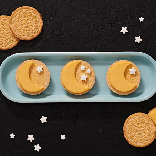 Vista 44 de OREO REESE'S Galletas sándwich de chocolate con crema de maní, 12.35 onzas (paquete de 2)
