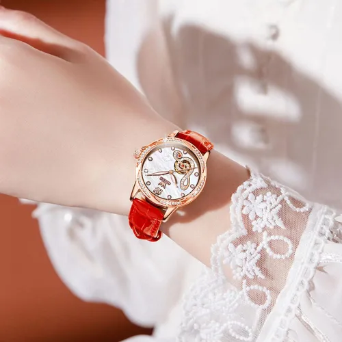 Vista 2 de OLEVS Reloj mecánico automático para mujer correa de cuero cuerda automática reloj de pulsera para mujer esfera de corazón de diamante impermeable