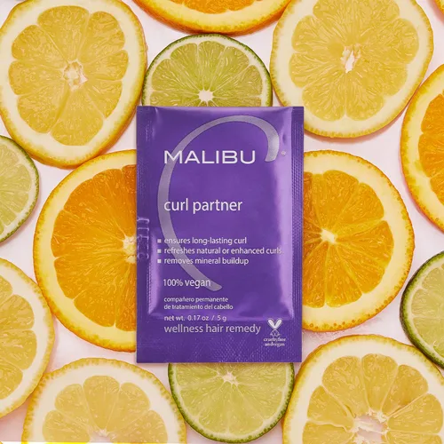 Vista 2 de Malibu C Curl Partner Wellness Remedy (1 paquete) – Elimina la acumulación mineral para un cabello más saludable y rizado más rebotante – Contiene