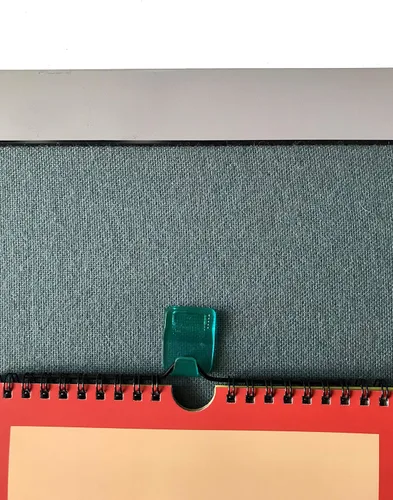 Vista 5 de Tetra-Teknica CWC1053 - Ganchos para panel de división de tela para cubículo, paquete de 12, colores surtidos