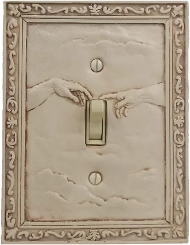 Vista 7 de Cubierta de interruptor de luz esculpida 3D de Michelangelo's The Creation of Adam Cubierta de placa de interruptor de pared de poliresina Ideal
