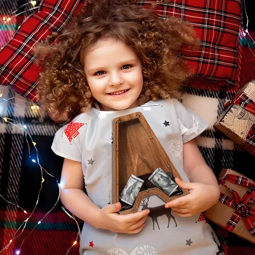 Vista 8 de Alcancía para niños y niñas, alcancía de madera con letra grande del alfabeto con inicial A, banco de monedas, regalos divertidos para cumpleaños