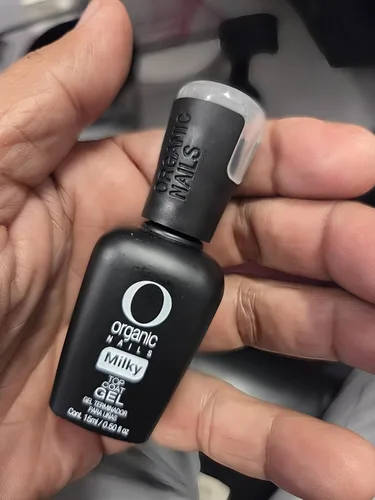 Vista 3 de Organic Nails Gel de color de capa superior lechosa 0.5 fl oz