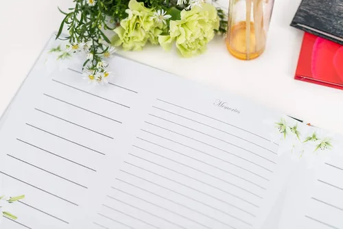 Vista 6 de Libro de invitados funerario de tapa dura, blanco clásico y elegante, con 15 hojas para nombres y mensajes, registro funerario (diseño floral)