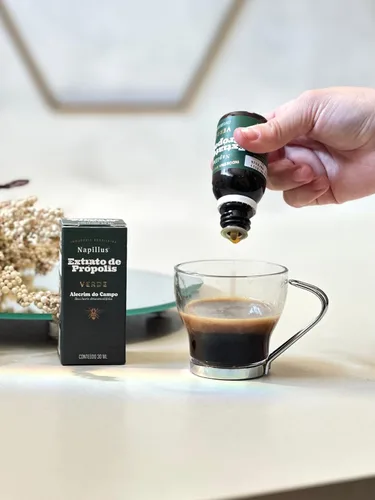 Vista 7 de Extracto de propóleo verde - Gotas de apoyo inmunológico 100% naturales - Origen brasileño - 1 fl oz