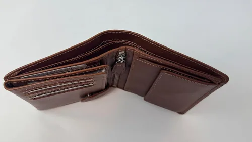 Vista 8 de DiLoro Cartera plegable de cuero genuino de grano completo con bloqueo RFID para hombre con moneda de identificación y compartimento seguro