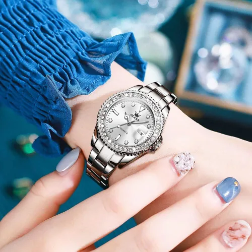 Vista 3 de OLEVS Reloj de pulsera de oro para mujer, con diamantes de lujo, de acero inoxidable, impermeable, luminoso, fecha