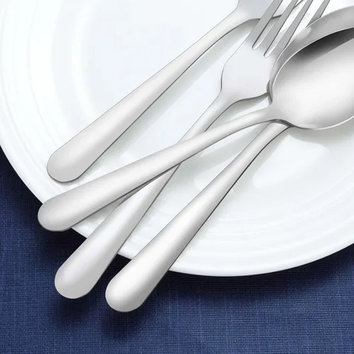 Vista 4 de Juego de 24 cucharas de cena – Cucharas de acero inoxidable de 6.7 pulgadas, cucharas de postre duraderas, cuchara de mesa para el hogar, cocina