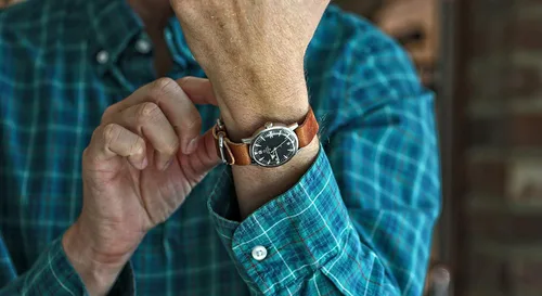 Vista 2 de Da Luca Hecho en Estados Unidos Horween Leather 1 pieza correa de reloj militar (hebilla mate) 0.709 in 0.787 in 0.866 in 0.945 in 1.024 in Essex