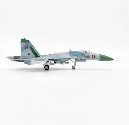 Vista 4 de Sukhoi Su-27 1/100 Modelo de avión fundido a troquel Barents Scalpel 1987