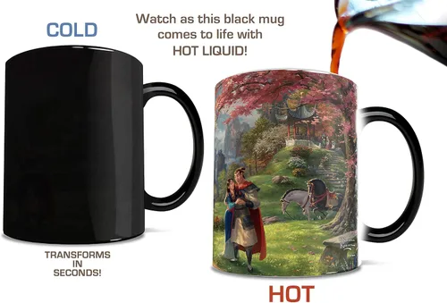 Vista 3 de Morphing Mugs Disney - Mulan - Blossoms of Love - Una taza de cerámica sensible al calor que cambia de color de 11 onzas – Imagen revelada cuando se