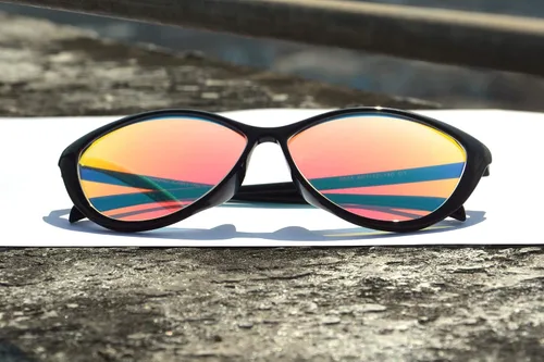 Vista 3 de Cateye Marco Rojo Color Ciego Gafas Mujeres Color Verde Ceguera Gafas de sol-CM5865
