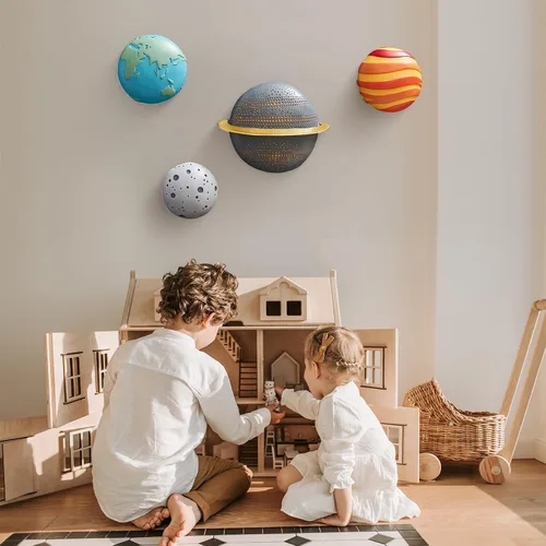 Vista 5 de 4 piezas de decoración de pared de planetas del espacio exterior – Esculturas de pared 3D modernas para sala de estar y dormitorio – Decoración