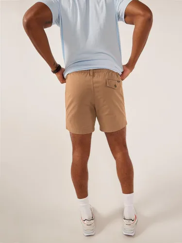 Vista 2 de Chubbies Pantalones cortos chinos para hombre de 5.5 pulgadas, pantalones cortos casuales con cintura elástica, bolsillos laterales y traseros