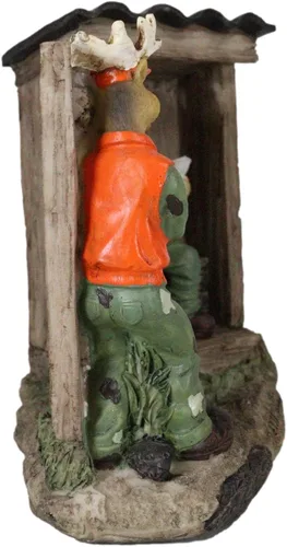 Vista 4 de Ebros Gift 'Gotcha!' Rústica Vida Silvestre Caza Ciervo con Rifle Capturando a un Cazador Conmocionado Leyendo Periódico en Cabaña Outhouse Figurita