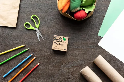Vista 7 de Scotch Cinta mágica ecológica, cinta invisible para fijar papel, suministros de oficina y suministros de regreso a la escuela, 0.75 pulgadas x 900