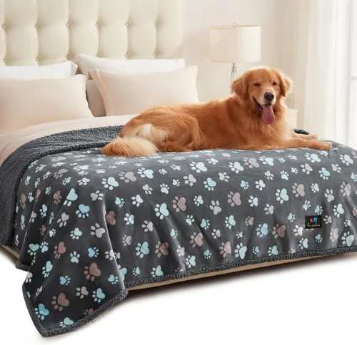 Vista 13 de Luciphia Mantas impermeables para mascotas para sofá o cama, a prueba de orina líquida, lavable, suave, esponjosa, manta reversible para perros