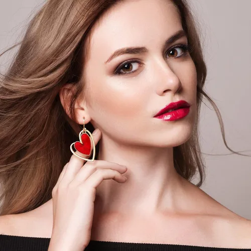 Vista 5 de Aretes asimétricos de corazón para niñas, aretes colgantes de corazón para mujer, día de San Valentín, día de la madre, cumpleaños, regalo de Navidad