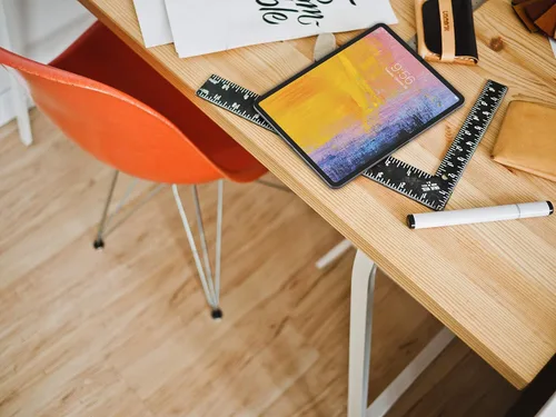 Vista 2 de ZAGG InvisibleShield Glass+ VisionGuard - Protege tus ojos y tu iPad - Hecho para Apple iPad 9.7" - Protección de pantalla compatible con fundas