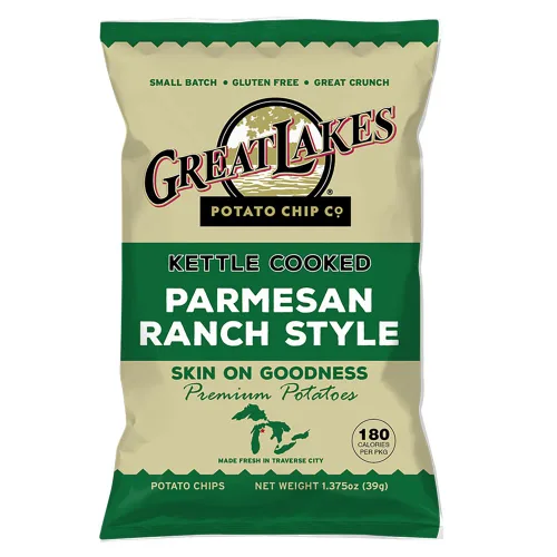 Vista 4 de Great Lakes Potato Chip Co. Parmesan Ranch Kettle - Papas fritas cocidas, caja individual de tamaño aperitivo (paquete de 40, bolsas de 1.375 onzas)