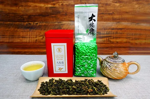 Vista 2 de Xin Qing Dayuling Oolong Tea Dayuling Tea Oolong Tea Taiwán Mountain Tea Taiwán White Tea Loose Leaf Tea Alishan Tea Formosa Oolong Mountain Tea