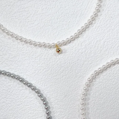 Vista 4 de NALISASA Pearl Necklace for Women, 4MM Dainty Round Imitation Pearl Choker Necklace Wedding Pearl Necklace Delicate Jewelry for Women Simple