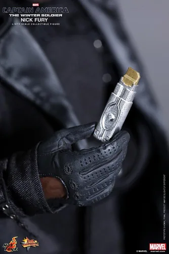 Vista 6 de Hot Toys HT902541 Escala 1:6 Nick Fury Director de S.H.I.E.L.D. Figura