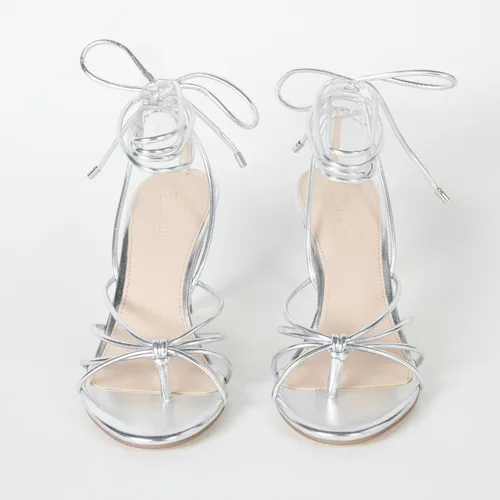 Vista 6 de The Drop Sandalias de tacón con tiras y cordones Archie para mujer