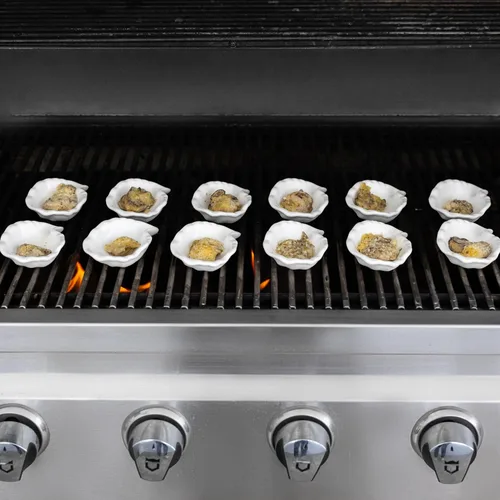 Vista 5 de Outset Conchas a la parrilla, juego de 12 conchas de ostras de cerámica