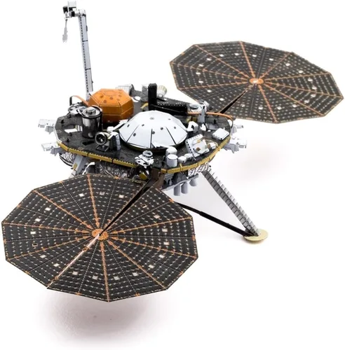 Vista 4 de Metal Earth Fascinations Insight Mars Lander 3D Kit de modelo de metal con pinzas