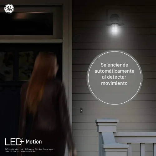 Vista 3 de GE Lighting LED+ - Bombilla de seguridad para exteriores con sensor de movimiento, blanco cálido, ajuste del atardecer al amanecer, base media