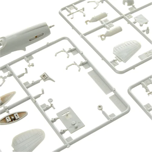 Vista 3 de Hobby Boss P-40E Kittyhawk Kit de construcción de modelo de avión