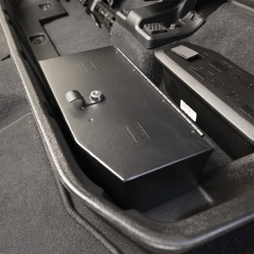 Vista 7 de Tuffy Productos de Seguridad - Caja de Seguridad Compacto Bajo el Asiento para Jeep Gladiator 2020-2023 Pry-Guard® locking system, 10-tumbler
