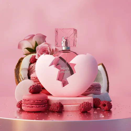Vista 3 de Ariana Grande Thank U Next Eau de Parfum - Fragancia floral de almizcle gourmand para mujer - Perfume de mujer con notas de coco, azúcar macarrón