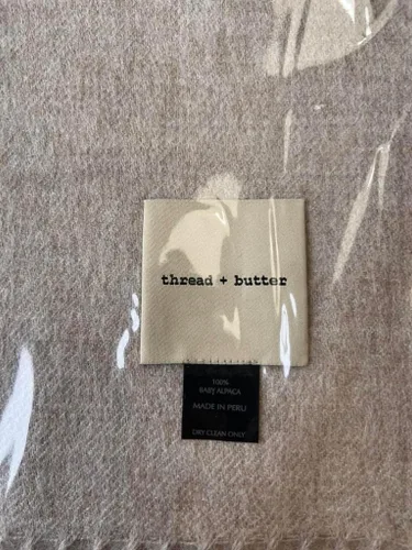 Vista 3 de thread + butter Bufanda de alpaca 100% bebé Lujo Suave Elegante Hipoalergénicocontemporáneo