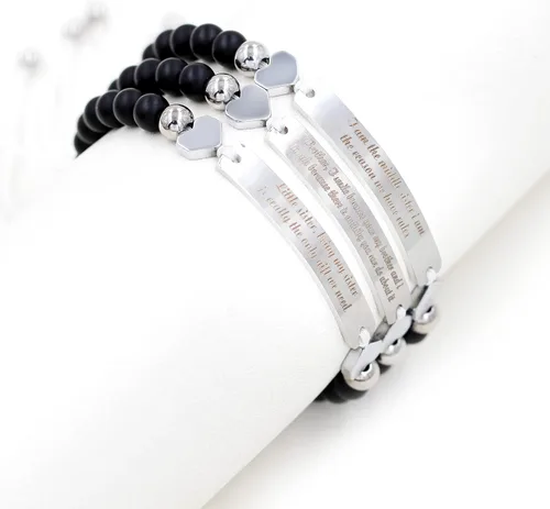 Vista 4 de Pulsera unisex hecha a mano con nombre cuentas de ónix negro mate pulsera trenzada personalizada para hombres mujeres mejores amigos regalo