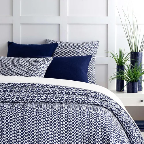Vista 3 de Pine Cone Hill Tyler - Funda de almohada acolchada índigo, tamaño estándar, patrón gráfico azul