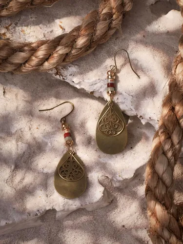 Vista 3 de MINACHI Aretes colgantes de filigrana de latón antiguo, estilo bohemio, vintage, estilo bohemio, hippie, regalo para mujer, Zinc, No es una piedra