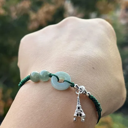 Vista 3 de Pulsera de jade natural hecha a mano, pulsera de cuerda roja de la buena suerte, pulseras de la Cabalá, ajustable