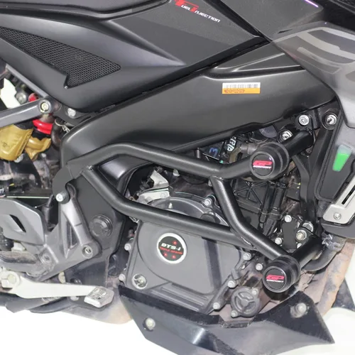 Vista 4 de GP Kompozit Protector de motor de protección contra choques negro compatible con Bajaj Pulsar NS200 2011-2021