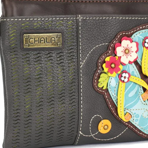 Vista 2 de CHALA LaserCut Mini CrossbodyBolso con correa convertible elegante, compacto y versátil Convertible Strap, Stylish, Compact, Versatile